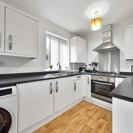 Exclusive House For Families And Contractors Apartmán